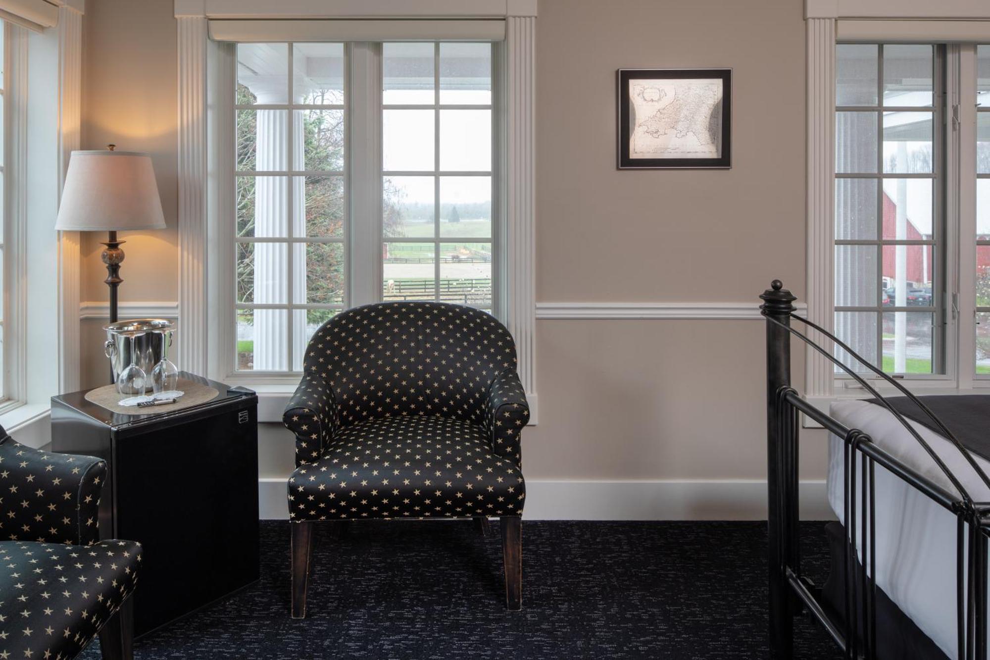 Inn At Black Star Farms Suttons Bay Quarto foto
